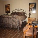 Wildcat Inn - Bedroom.